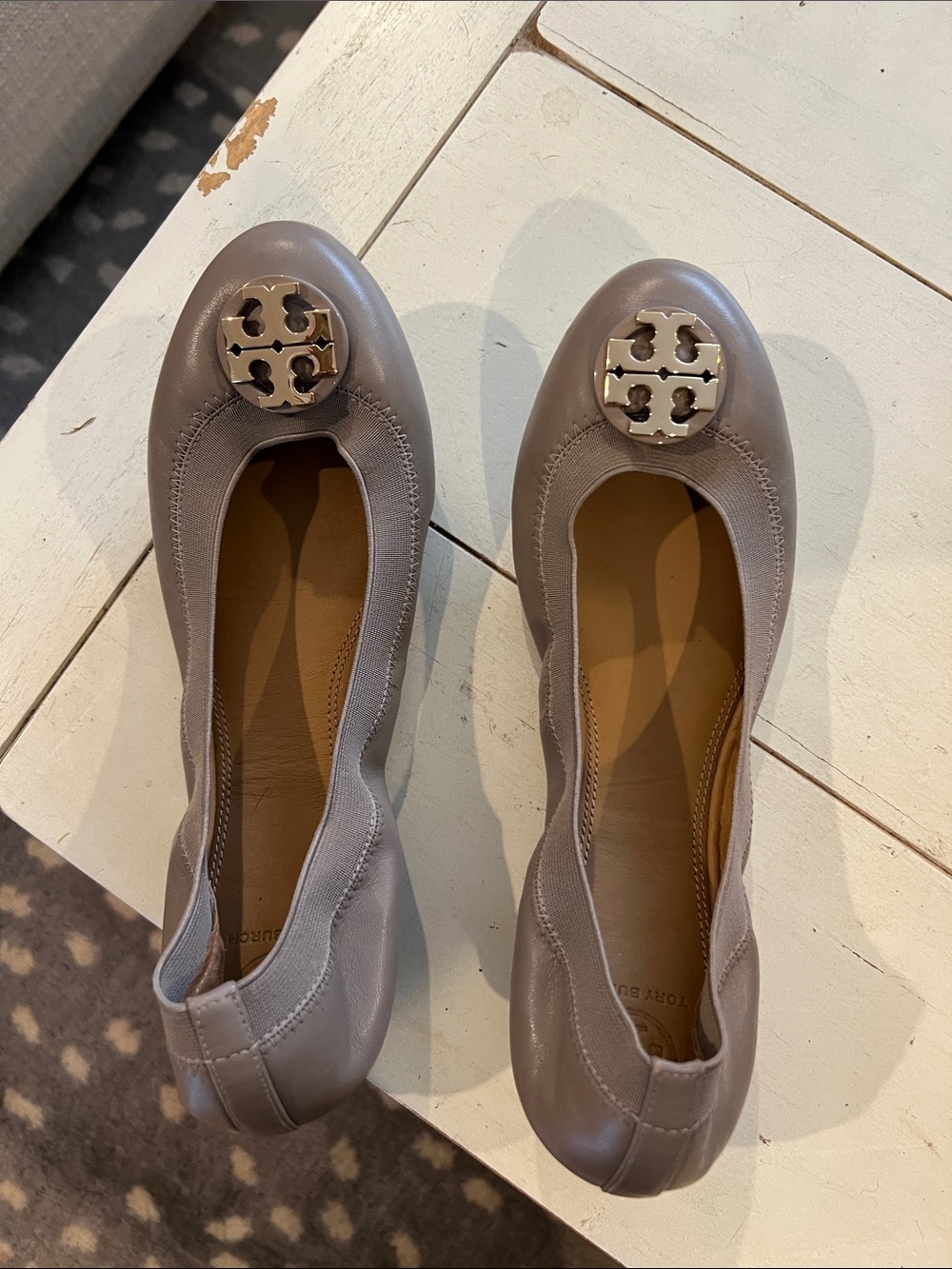 Tory Burch Mushroom Gray Leather Logo Ballet Flats